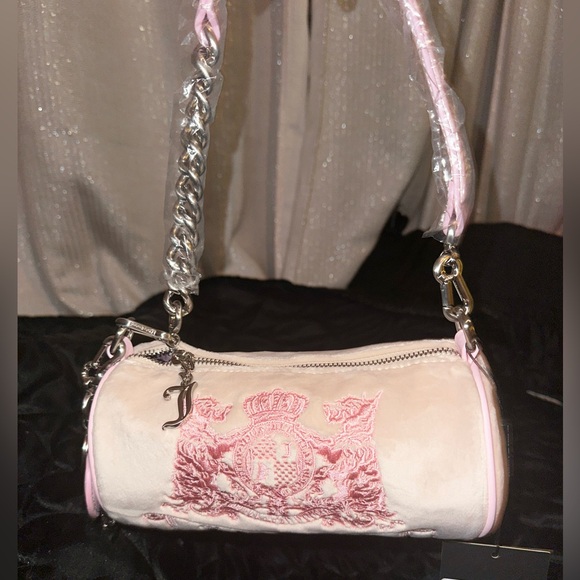 LAST ONE *Juicy Couture UK exclusive barrel bag - Picture 6 of 6